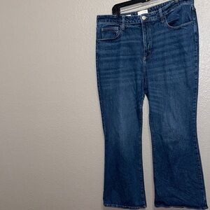 Universal Thread High Rise Flare Jeans Women’s 17 Denim Retro Stretch